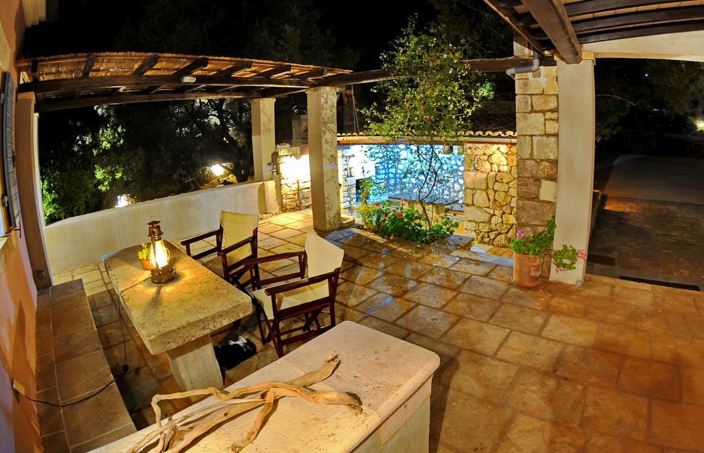 Domus Nostos Apolpaina Exterior foto